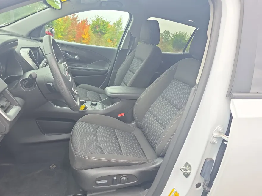2023 Gmc Terrain SLE photo 1