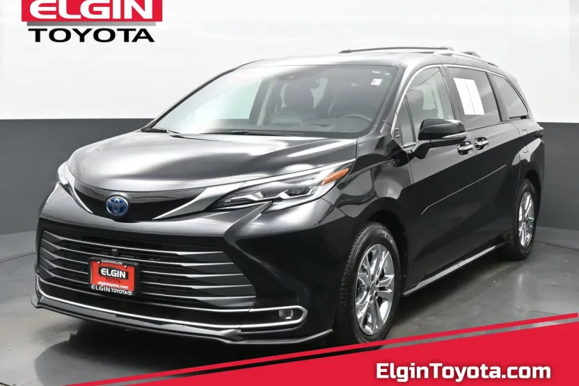 2022 Toyota Sienna Platinum photo 1