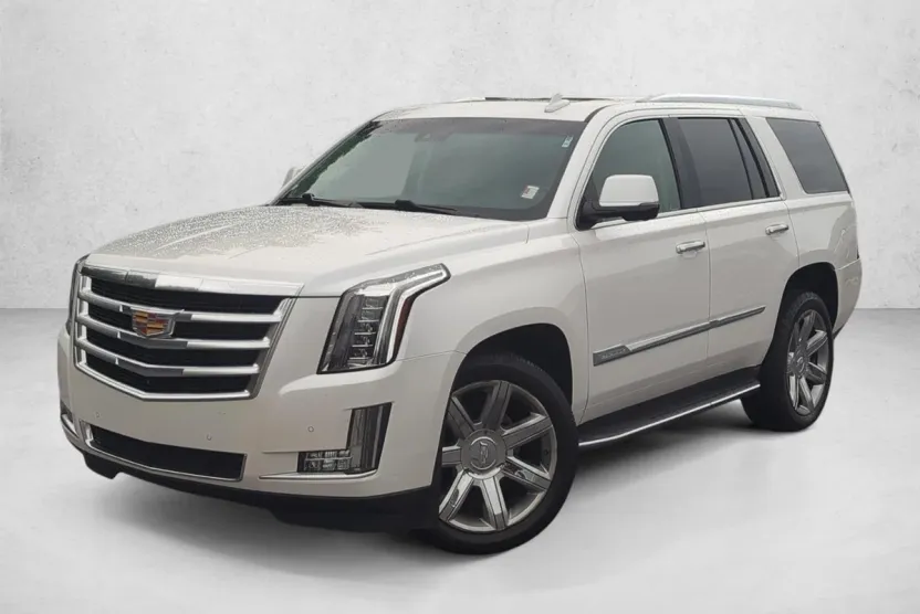 2016 Cadillac Escalade Luxury photo 1
