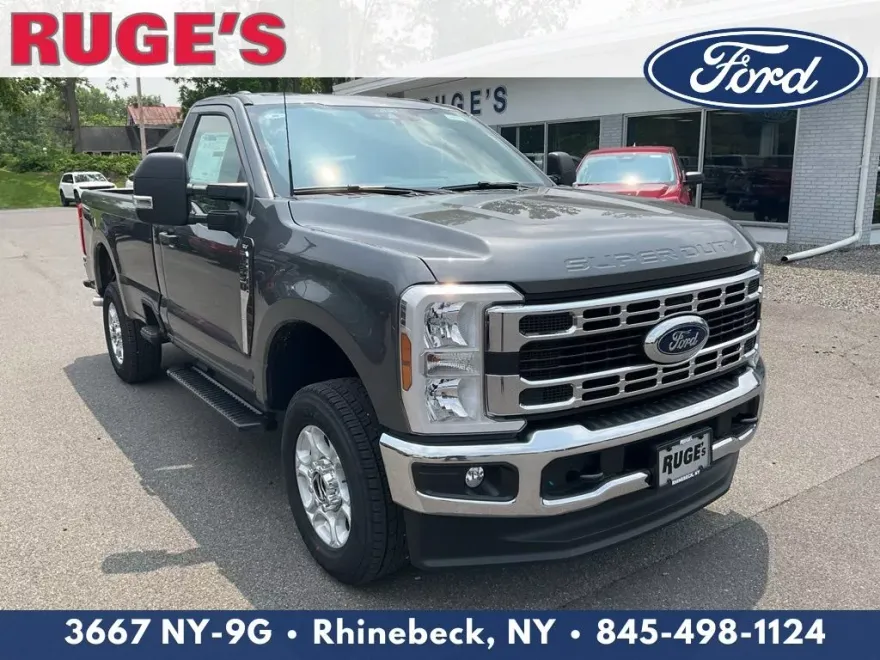 2025 Ford F-350 XLT photo 1