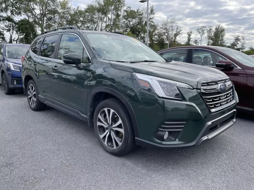 2023 Subaru Forester Limited photo 1