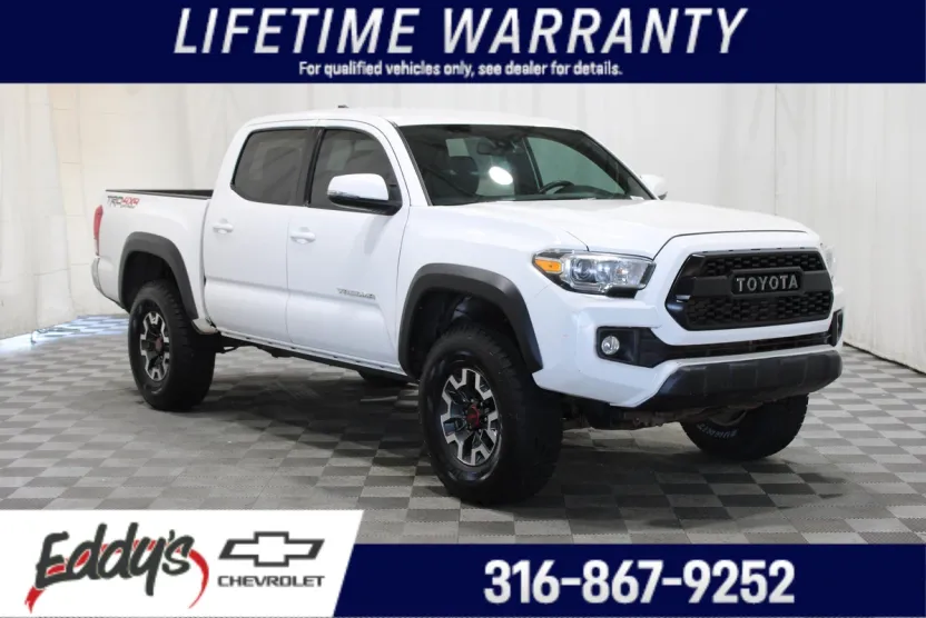 2019 Toyota Tacoma TRD Off-Road V6 photo 1