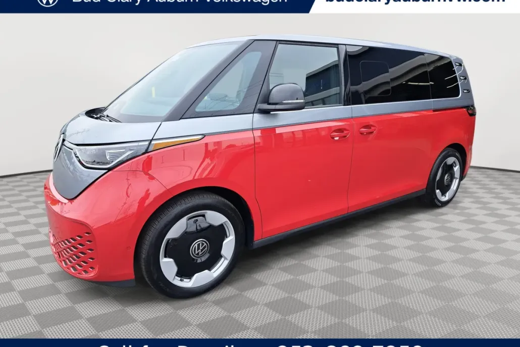 2025 Volkswagen ID. Buzz Pro S photo 1