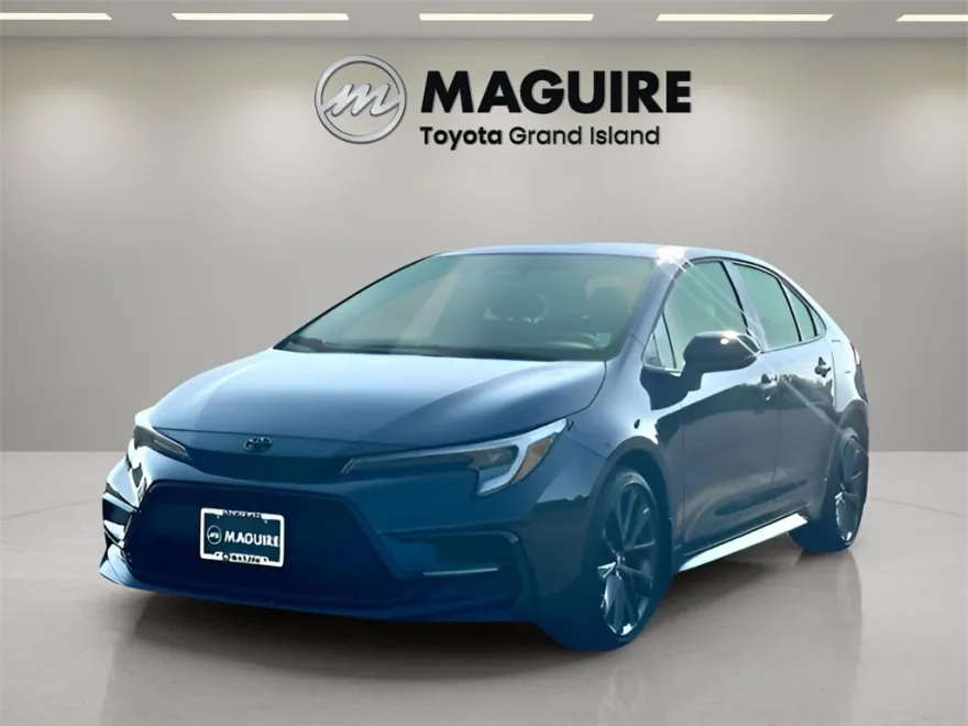 2025 Toyota Corolla SE photo 1