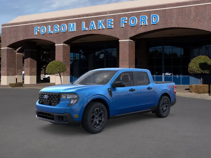 2025 Ford Maverick XLT photo 1