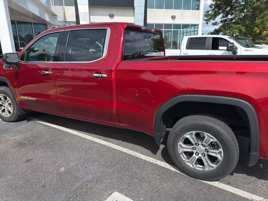 2023 Gmc Sierra 1500 SLT photo 1
