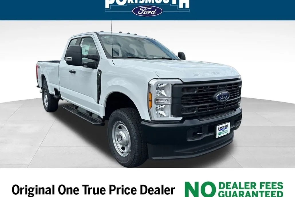 2025 Ford F-350 photo 1