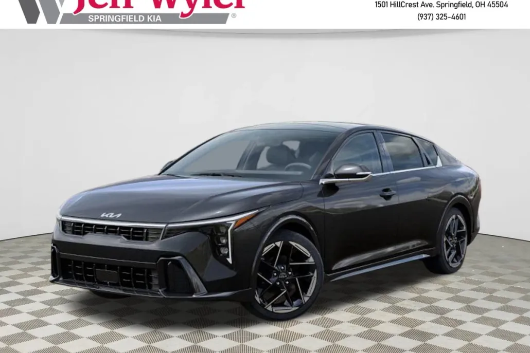 2025 Kia K4 GT-Line photo 1