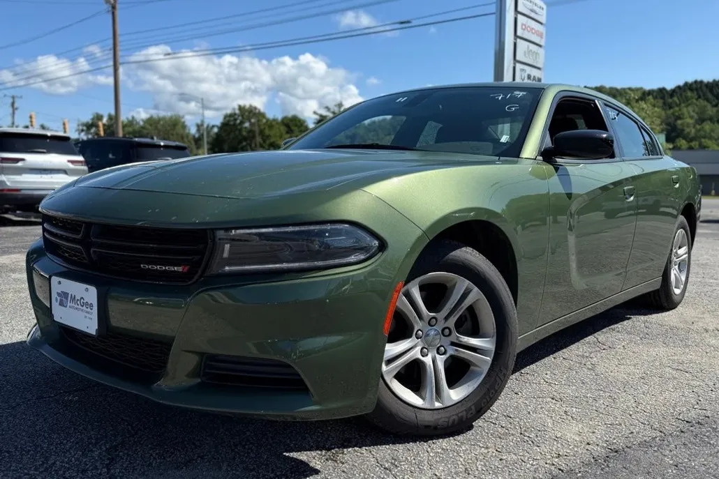 2023 Dodge Charger SXT photo 1