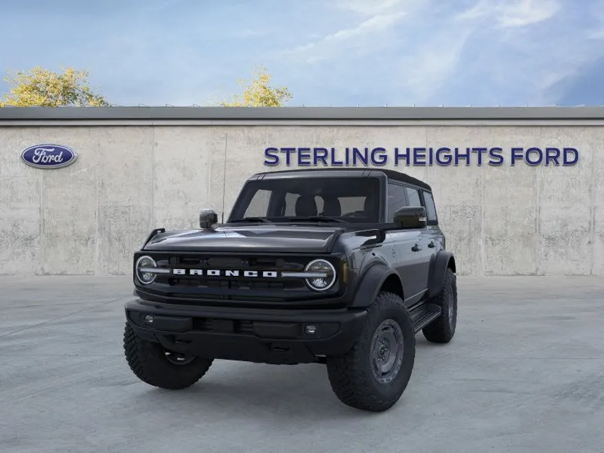 2025 Ford Bronco Outer Banks photo 1