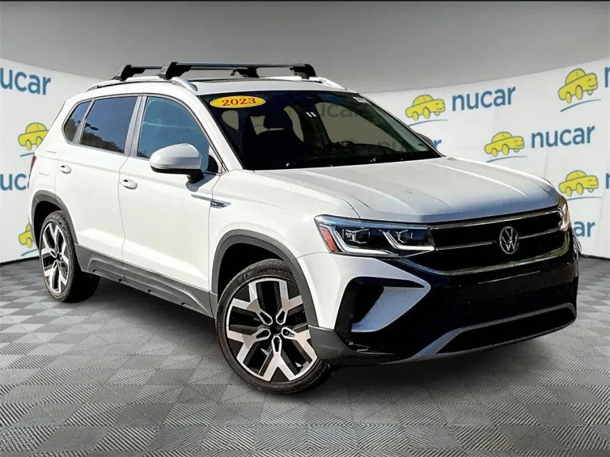 2023 Volkswagen Taos SEL photo 1