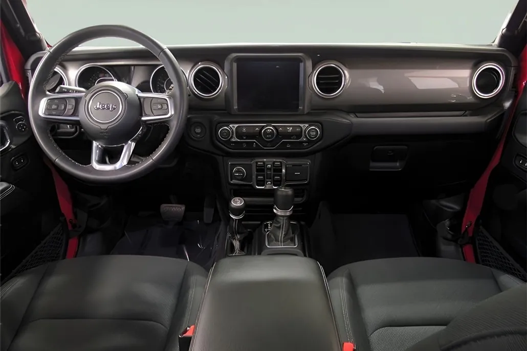 2023 Jeep Wrangler Sahara photo 1