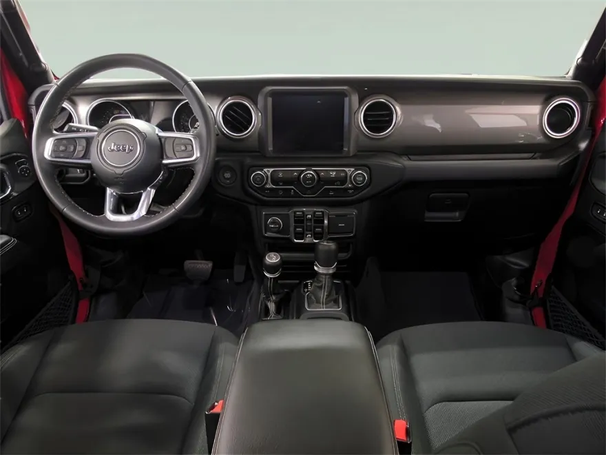 2023 Jeep Wrangler Sahara photo 1