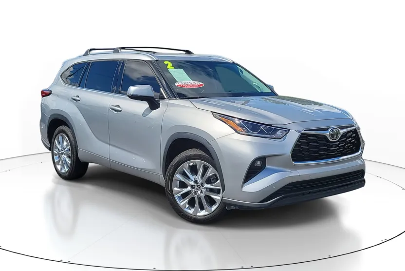 2022 Toyota Highlander Limited photo 1