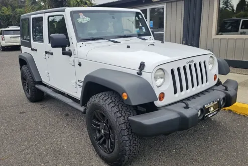 2013 Jeep Wrangler Unlimited Sport photo 3