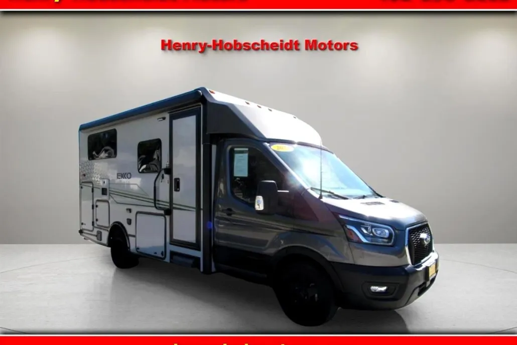 2021 Ford Transit photo 1