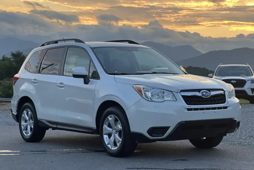 2014 Subaru Forester 2.5i Premium photo 1
