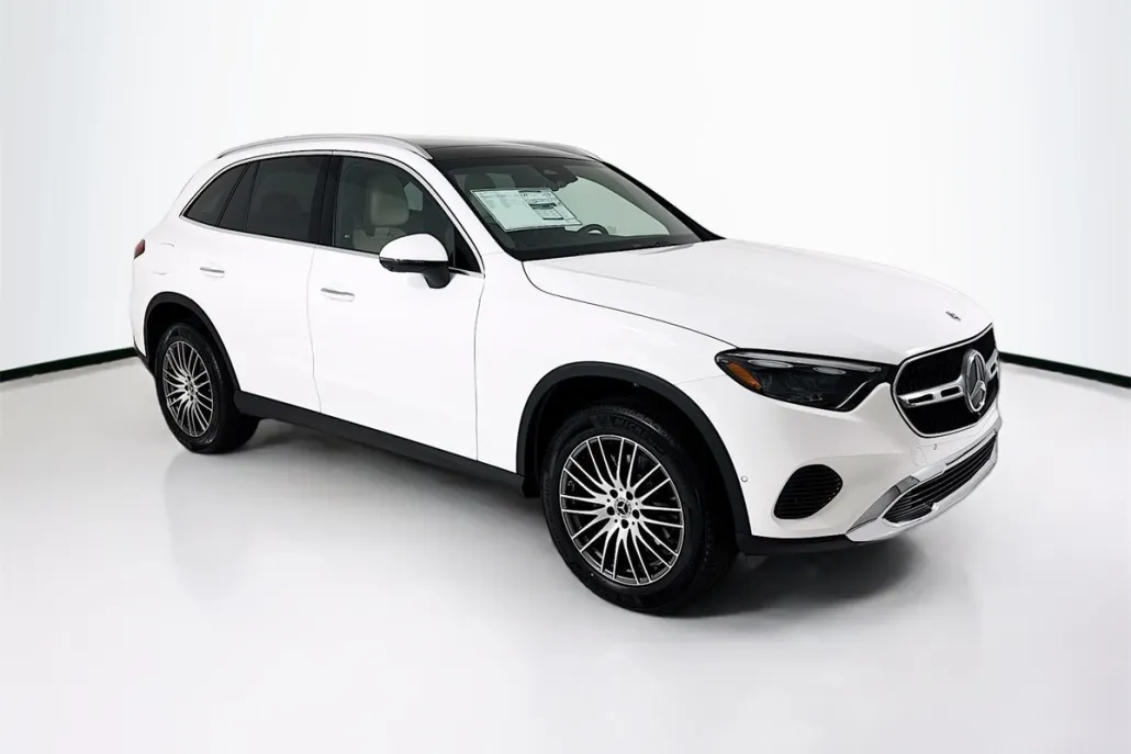 2026 Mercedes Benz GLC 300 photo 1
