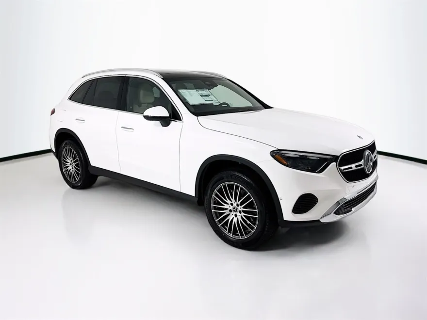 2026 Mercedes Benz GLC 300 photo 1