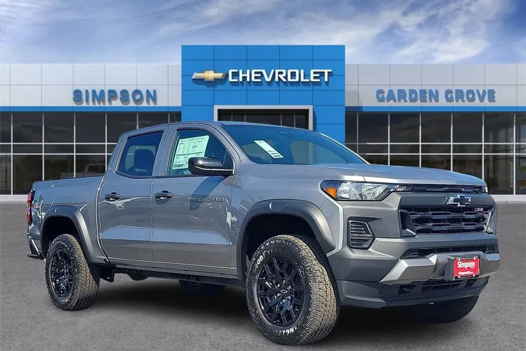 2026 Chevrolet Colorado Trail Boss photo 1