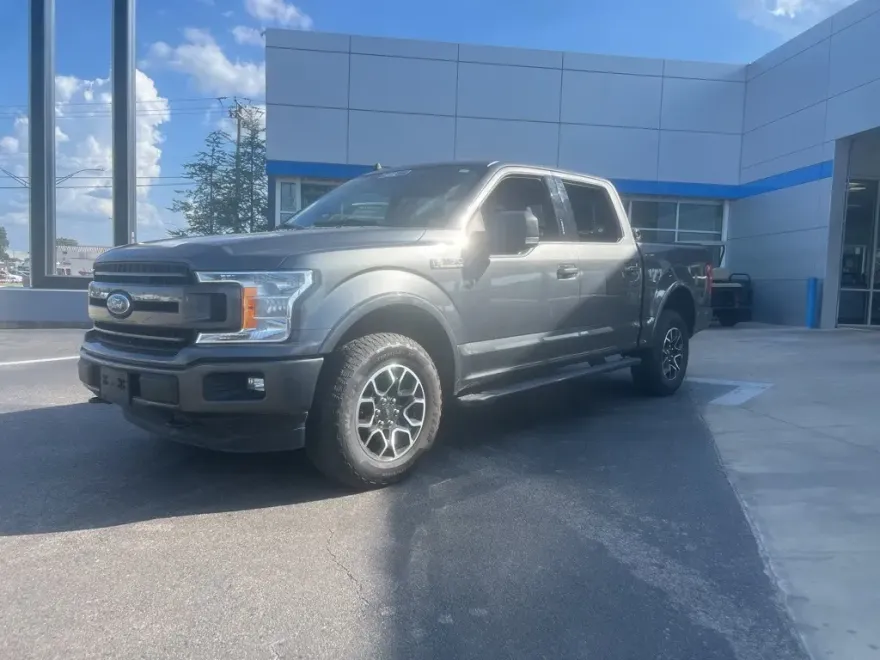 2019 Ford F-150 XLT photo 1