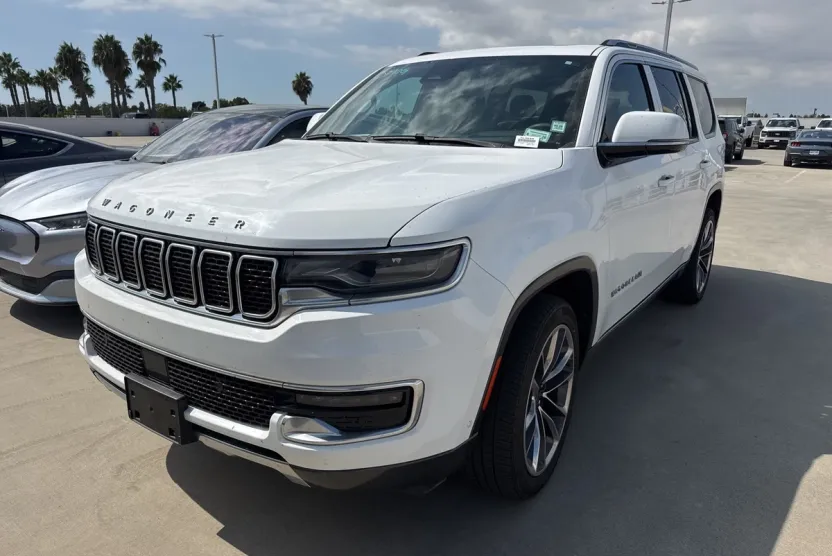 2022 Jeep Wagoneer Series III photo 1