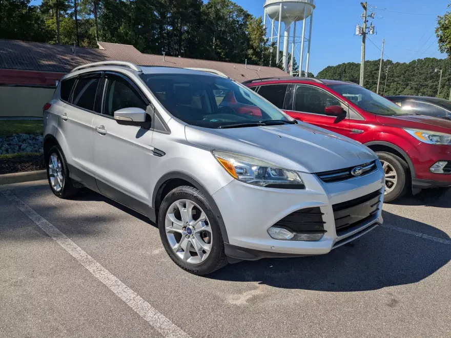 2016 Ford Escape Titanium photo 1
