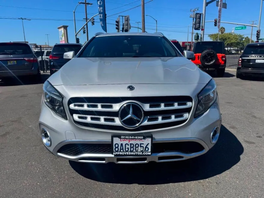 2018 Mercedes Benz GLA 250 4MATIC photo 1