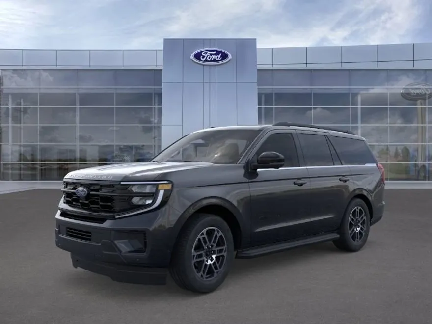 2025 Ford Expedition photo 1