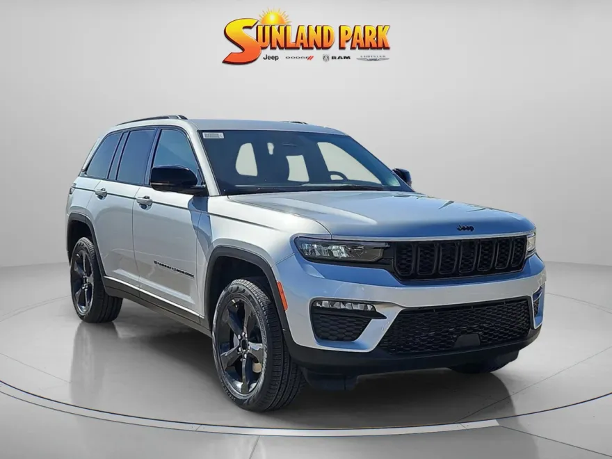 2025 Jeep Grand Cherokee Limited photo 1