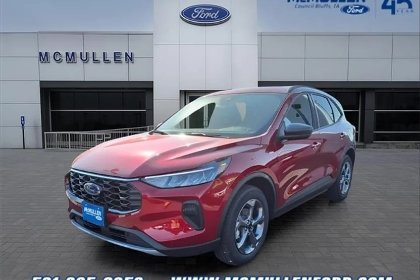 2026 Ford Escape ST-Line photo 1