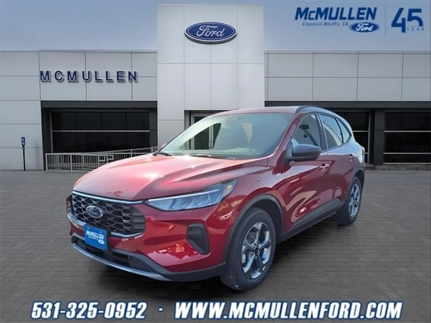2026 Ford Escape ST-Line photo 1