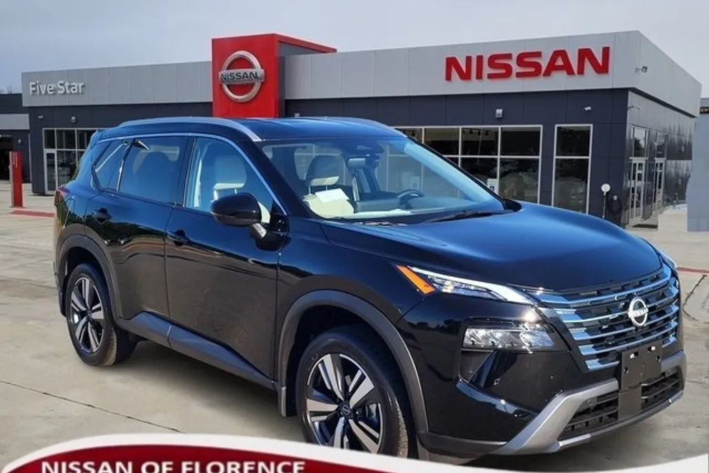 2025 Nissan Rogue SL photo 1