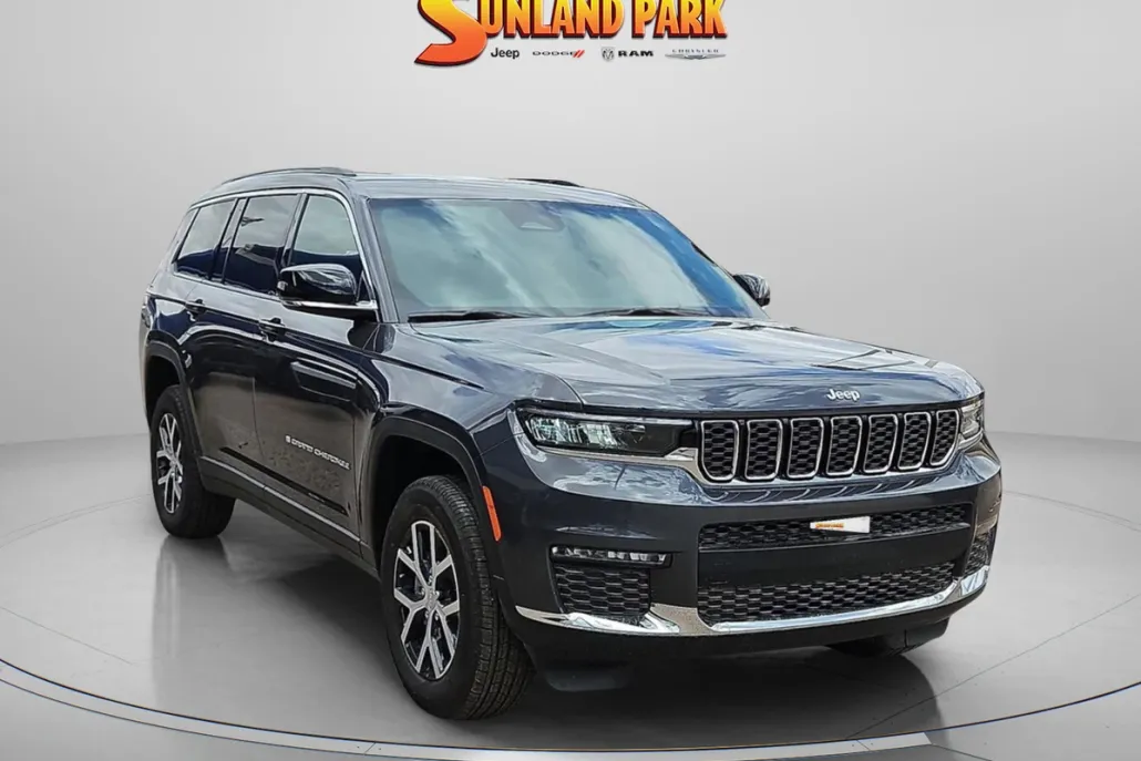 2025 Jeep Grand Cherokee Limited photo 1