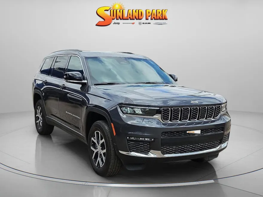 2025 Jeep Grand Cherokee Limited photo 1