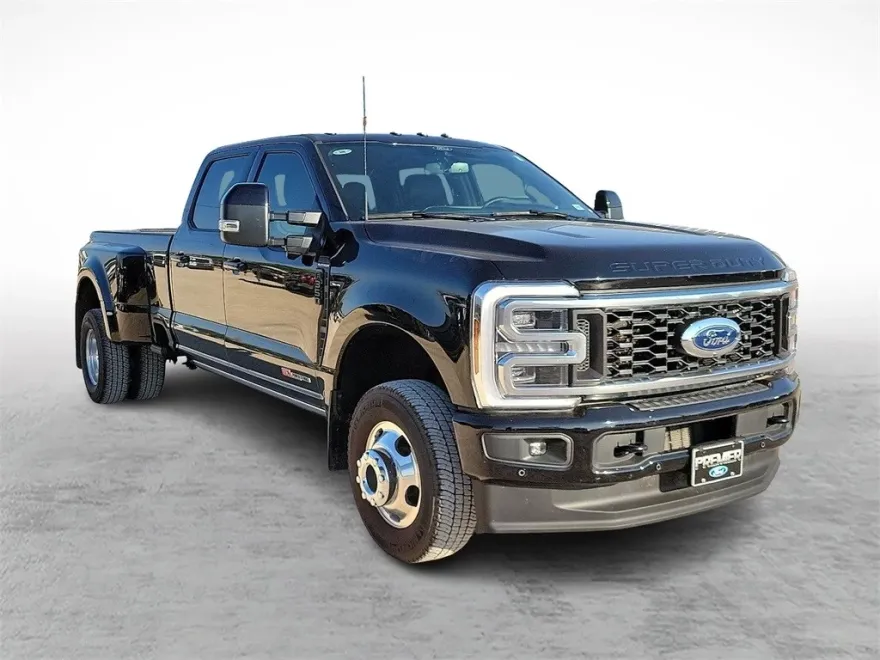 2025 Ford F-350 photo 1