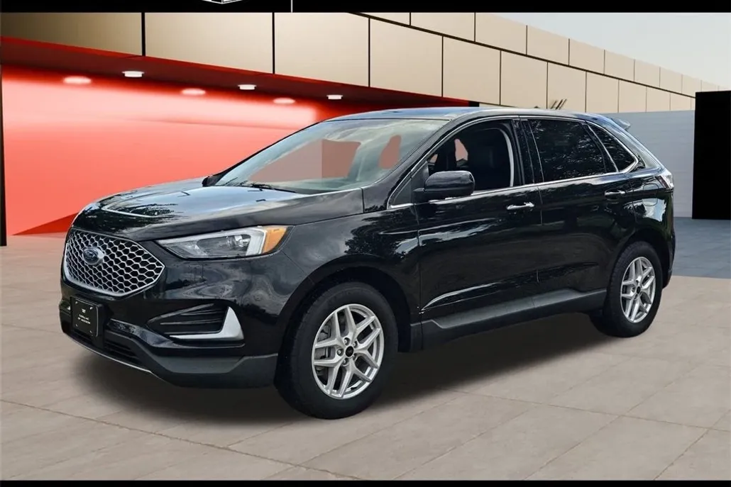 2024 Ford Edge SEL photo 1