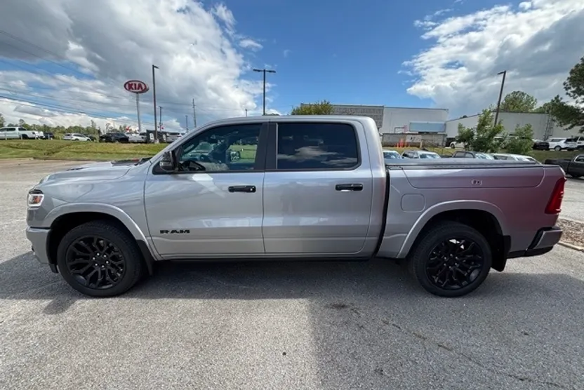 2026 Ram 1500 Limited photo 1
