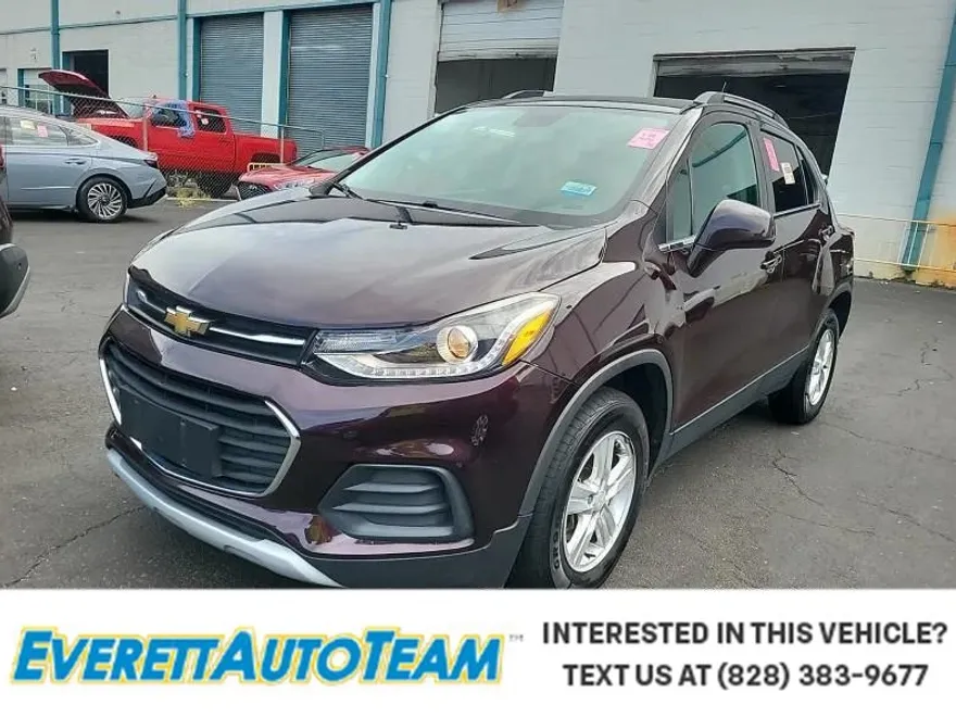 2020 Chevrolet Trax LT photo 1