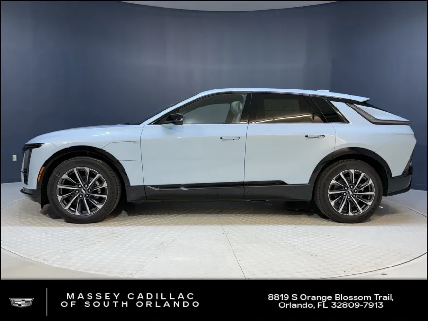 2025 Cadillac Lyriq Sport photo 1