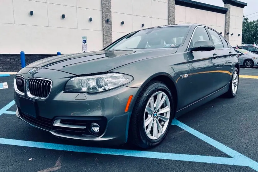 2015 Bmw 528i xDrive Sedan photo 1