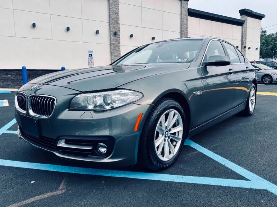 2015 Bmw 528i xDrive Sedan photo 1
