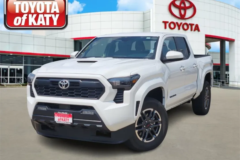2024 Toyota Tacoma TRD Sport photo 1