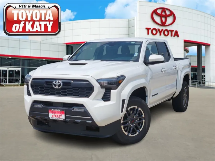 2024 Toyota Tacoma TRD Sport photo 1