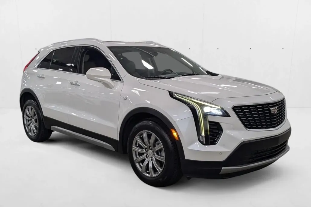 2020 Cadillac XT4 Premium Luxury photo 1