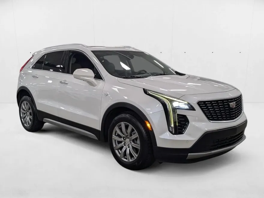 2020 Cadillac XT4 Premium Luxury photo 1
