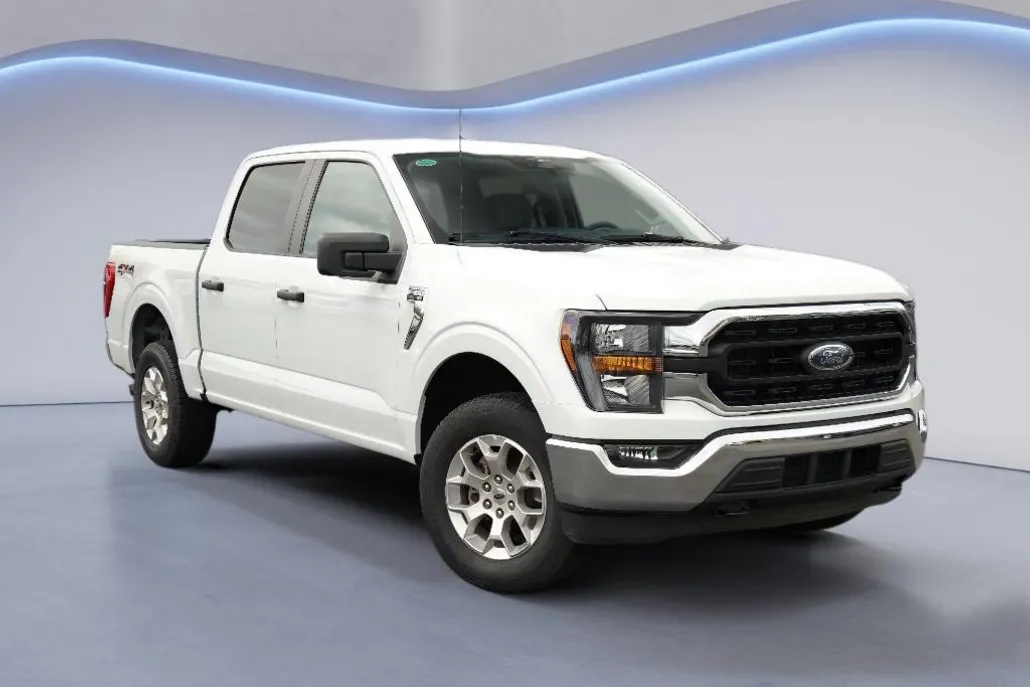 2023 Ford F-150 XLT photo 1