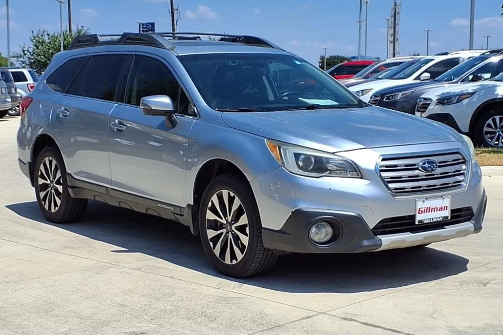 2016 Subaru Outback 3.6R Limited photo 1