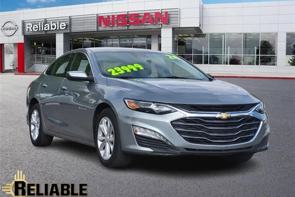 2024 Chevrolet Malibu 1LT photo 1
