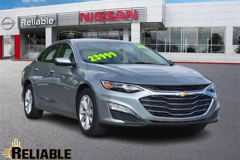 2024 Chevrolet Malibu 1LT photo 1
